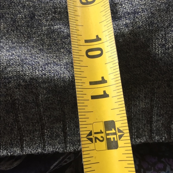 SzM wool mix Sandwich from Anthropologie crop top - Picture 7 of 9